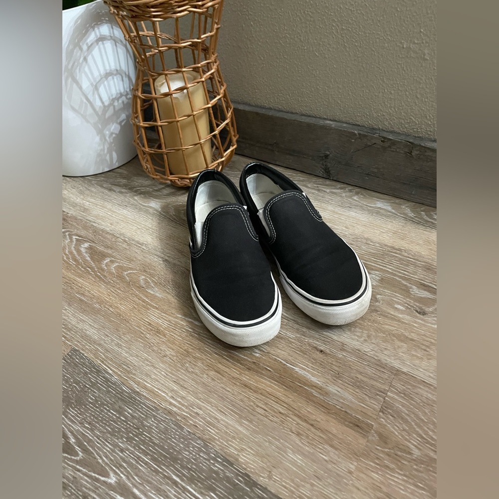 Black slip on vans